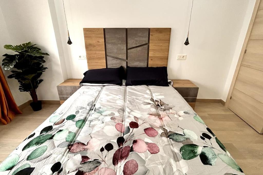 Apartamento Lujo 10 Pax Proyector, Maquina Arcade Y Patinetes Oviedo Exterior foto